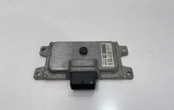 Nissan Navara D23 Engine control unit/module EMU10110N EMU10110NA1