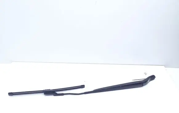Opel Corsa F Windshield/front glass wiper blade 9822931880