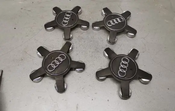 Audi A6 S6 C5 4B Original wheel cap 4F0601165N