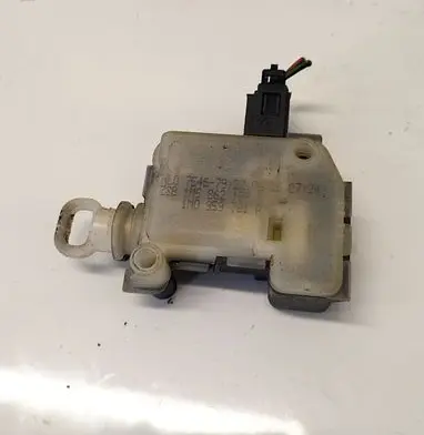 Seat Ibiza III (6L) Central locking motor 1M0959781A
