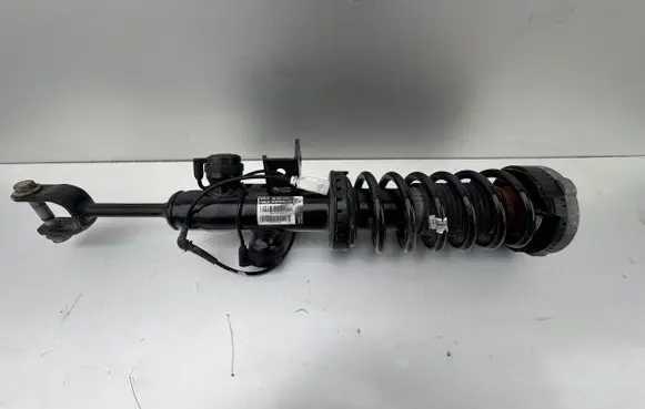 BMW 5 F10 F11 Front shock absorber with coil spring 6796856 10B1812S0654