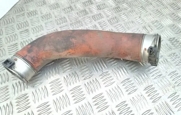 Mercedes-Benz C W204 Intercooler hose/pipe A2125280682