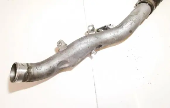 Toyota Avensis T270 Intercooler hose/pipe