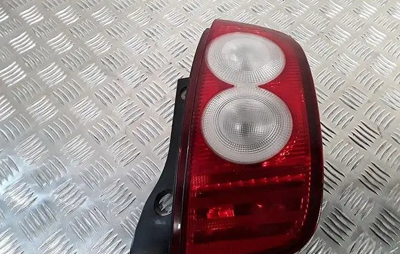 Nissan Micra C+C Rear/tail lights