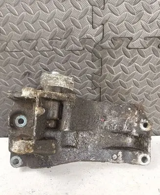 Volkswagen Golf V Generator/alternator bracket 030145169H