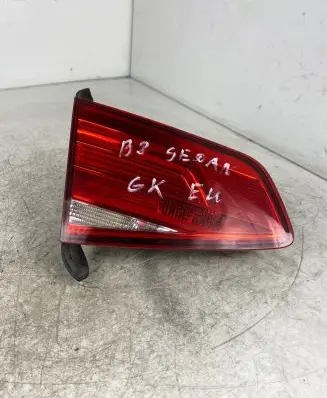 Volkswagen PASSAT B8 Tailgate rear/tail lights