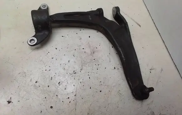 Front lower control arm/wishbone