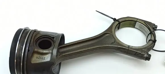 Peugeot 607 Piston with connecting rod H268X