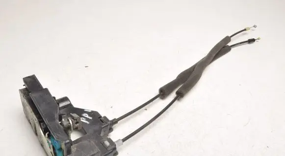 Chevrolet Epica Front door lock 