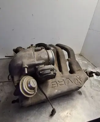 Volkswagen Transporter - Caravelle T4 Intake manifold 021133064A AES