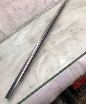 Nissan Qashqai J12 Rubber seal rear door window/glass 