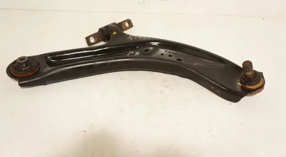 Nissan X-Trail T32 Front control arm 8Z06