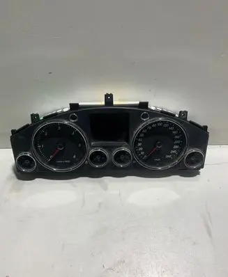 Volkswagen Touareg I Speedometer (instrument cluster) 6033ED0096