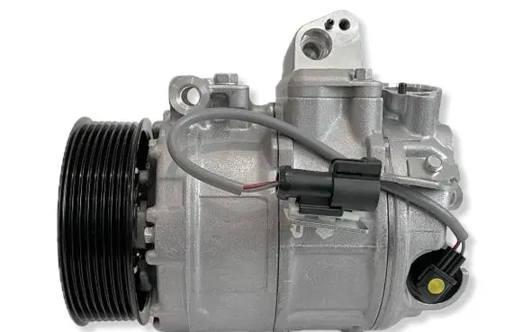 Land Rover Range Rover Sport L320 Air conditioning (A/C) compressor (pump) JPB500201 4471907233 7H3219D623AC