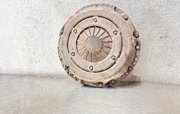 Opel Insignia A Pressure plate 