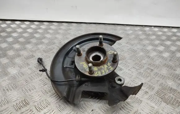 Ford B-MAX Front wheel hub