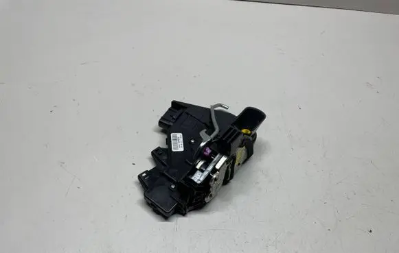 KIA Rio Front door lock 81310H8040