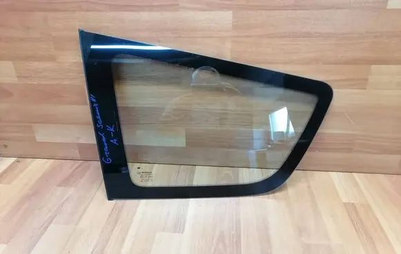 Renault Scenic III - Grand scenic III Rear side window 43R00048 833079064R E000255