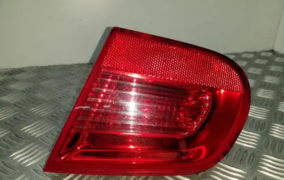 Volkswagen Eos Tailgate rear/tail lights 1Q0945094 1Q0945094A
