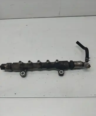 Fuel main line pipe