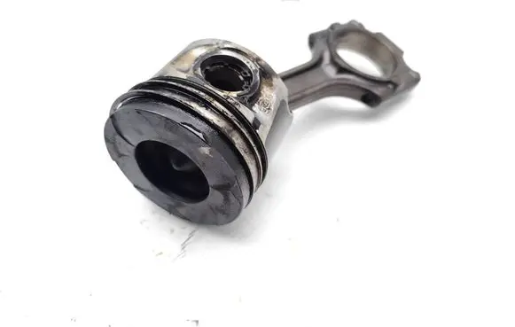 Fiat Doblo Piston with connecting rod 198A3000