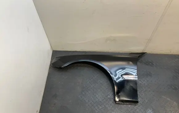 BMW 7 F01 F02 F03 F04 Fender 