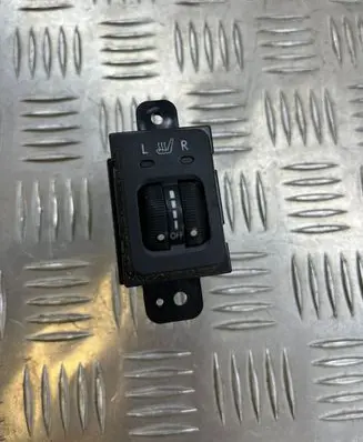 Subaru Forester SH Seat heating switch