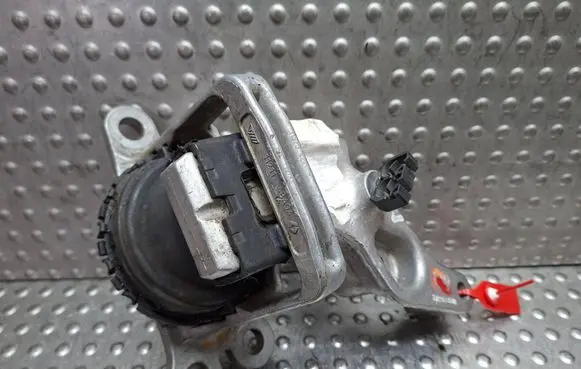 Renault Espace V (RFC) Engine mount bracket S26337810 112842617R