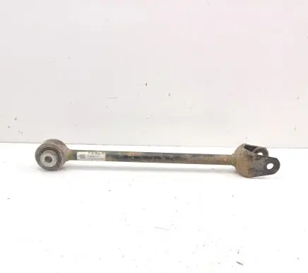 Rear control arm