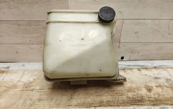 Mazda 5 Coolant expansion tank/reservoir LFB715351 K2443