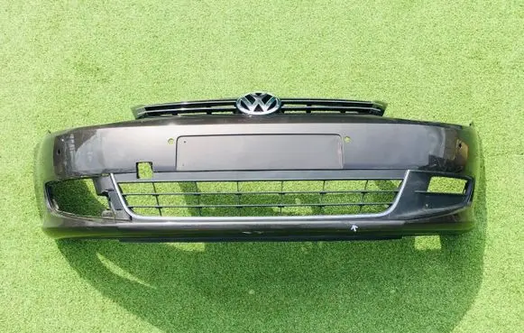 Volkswagen Sharan Front bumper 7N0807221A