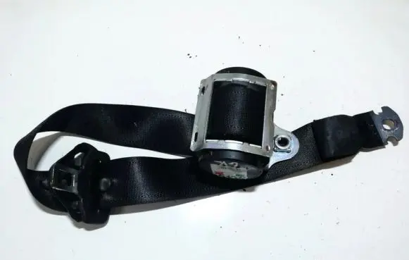 Opel Corsa D Rear seatbelt 13251319 13251318