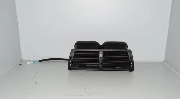 BMW X5 E53 Dash center air vent grill 8402221