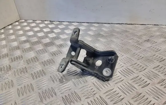 Ford Explorer Front door upper hinge 822800