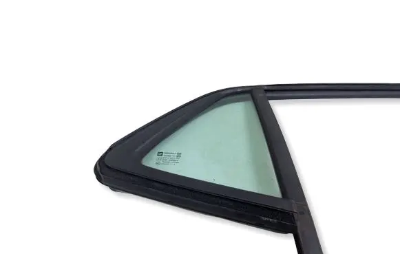 Opel Mokka Rear vent window glass 43R000054 DOT747M535AS2 E000090