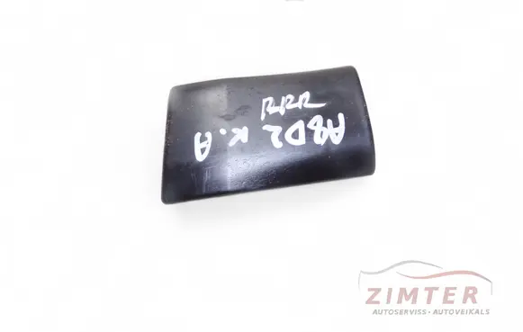 Rear fender molding trim