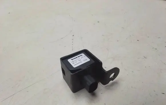 Volvo S80 Airbag deployment crash/impact sensor 8691735 04VV475