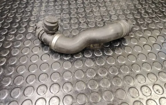 BMW 7 F01 F02 F03 F04 Engine coolant pipe/hose 7800101