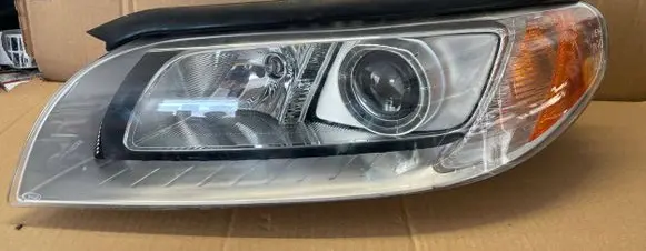 Volvo V70 Headlight/headlamp 31214347 6333100001