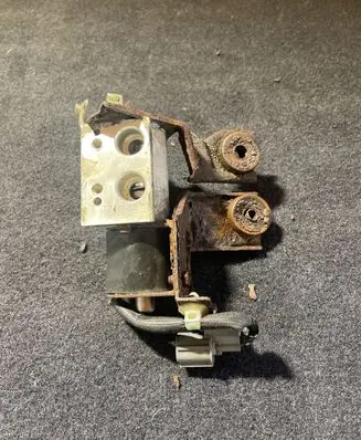 Honda CR-V Air conditioning (A/C) expansion valve 4433101120 11H08