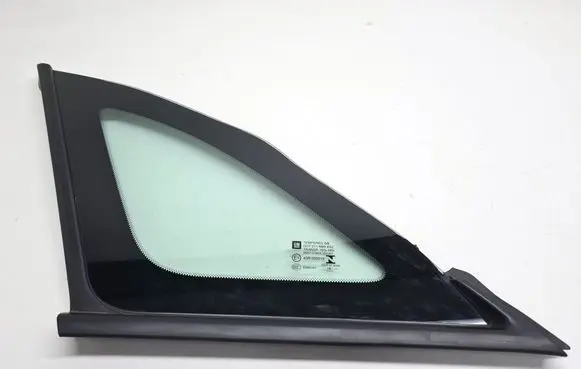 Opel Crossland X Rear side window 13478713