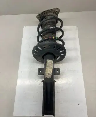Peugeot 5008 II Front shock absorber/damper