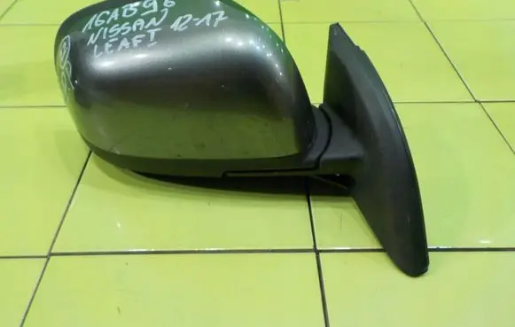 Nissan Leaf I (ZE0) Front door electric wing mirror PRAWE 16AB96