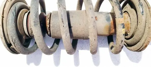 Volkswagen PASSAT B5.5 Front coil spring 