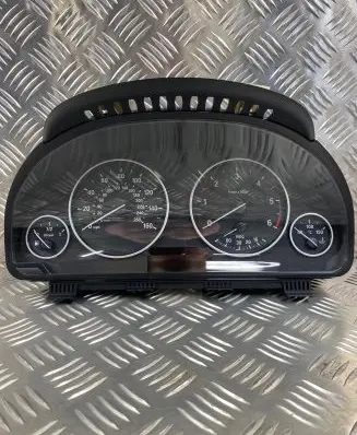 BMW X4 F26 Speedometer (instrument cluster) 176494