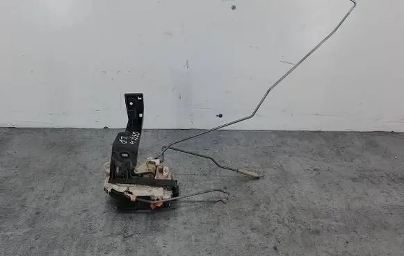 Dodge Caliber Front door lock 04589409AE