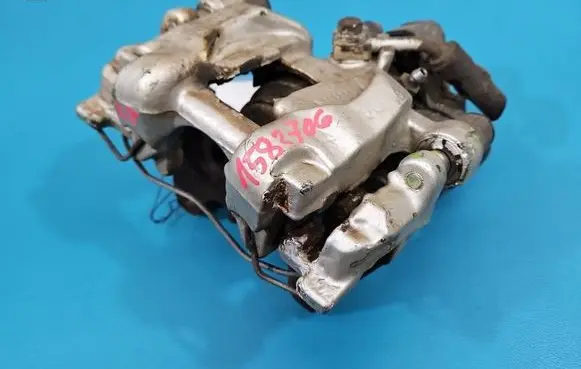 Volkswagen PASSAT B8 Rear brake caliper 3Q0615405J IMPRK1582706