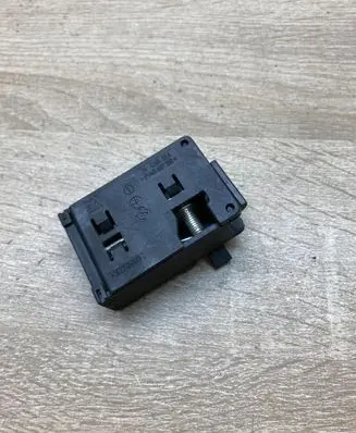 Opel Vectra C Battery relay fuse 24456174