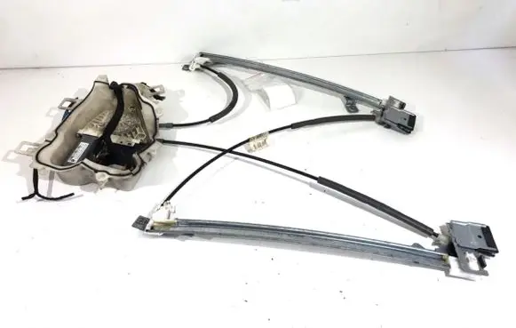 Seat Altea XL Front door window regulator with motor 5P0837401AB