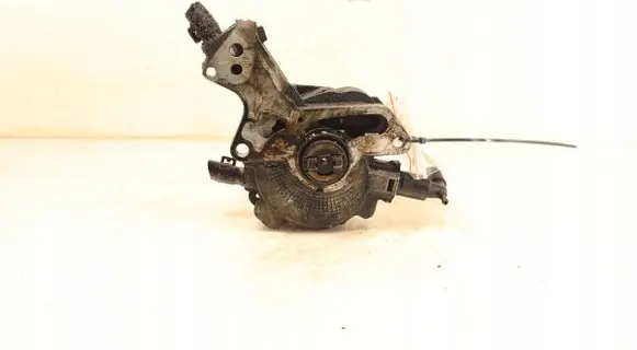Vacuum pump